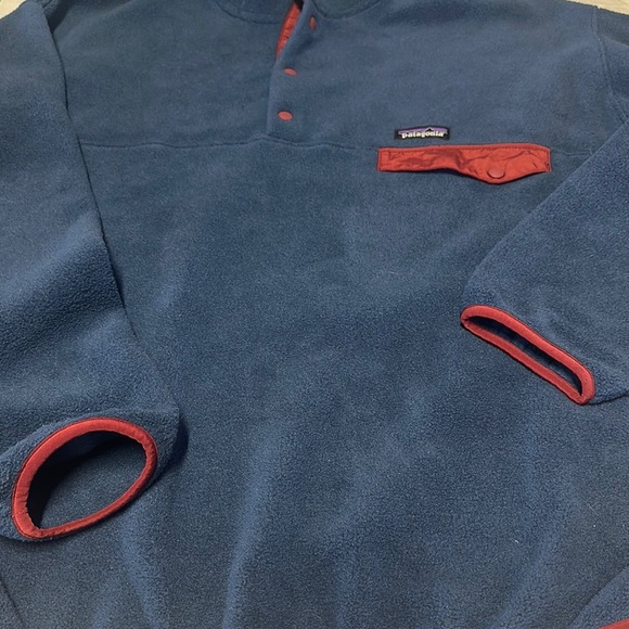 Patagonia Gray and Red Lightweight Shirt Jacket - Picture 3 of 13